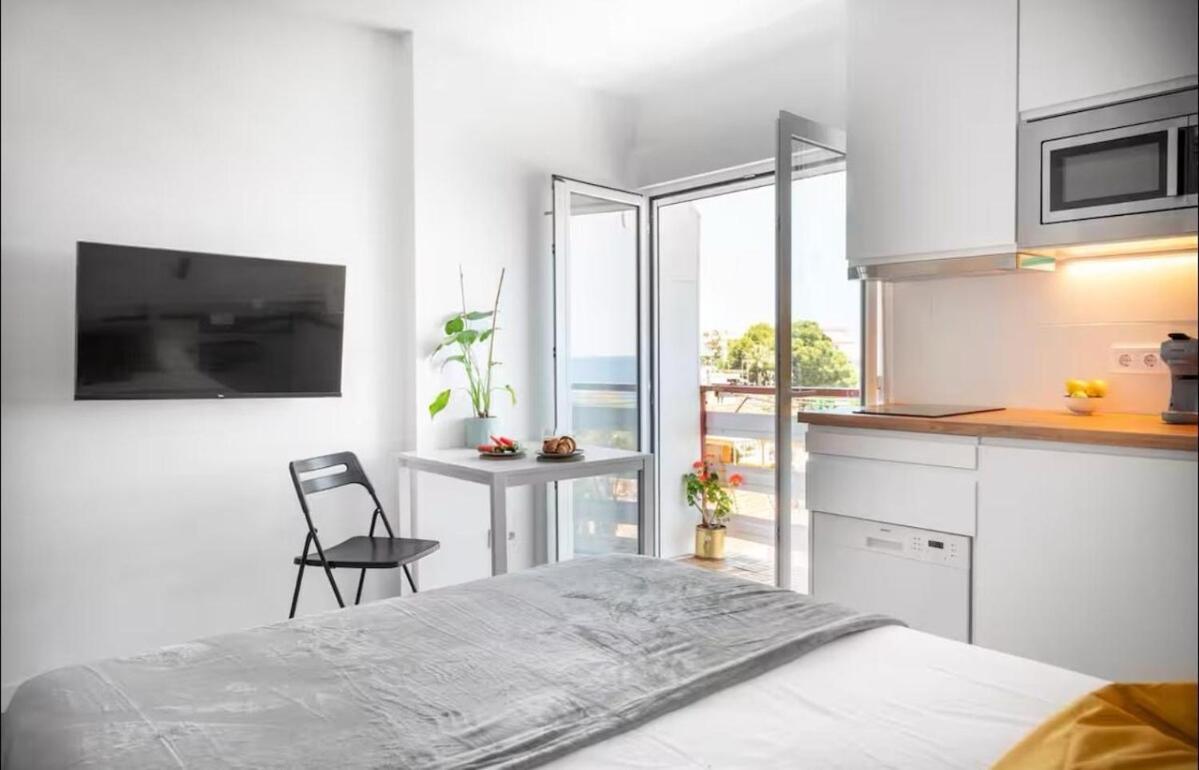 Evans Realty Bz Estudio & Piscina & Centro & Playa Apartment